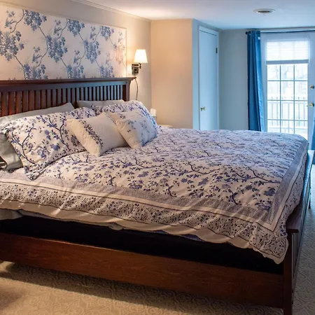 Bed and Breakfast Hudson Manor Bed & Breakfast à Watkins Glen Extérieur photo